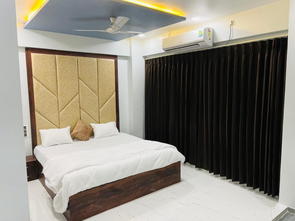 Hotel New City Light Surat Eksteriør bilde